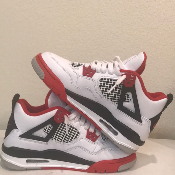 Retro Jordan 4 (GS) “Fire Red” - Picture 5 of 7
